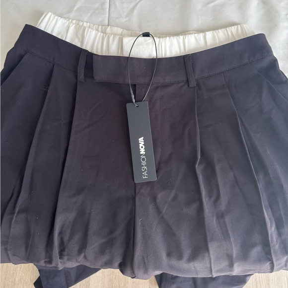 Fashion Nova Black Wide Leg Pants - Picture 4 of 5